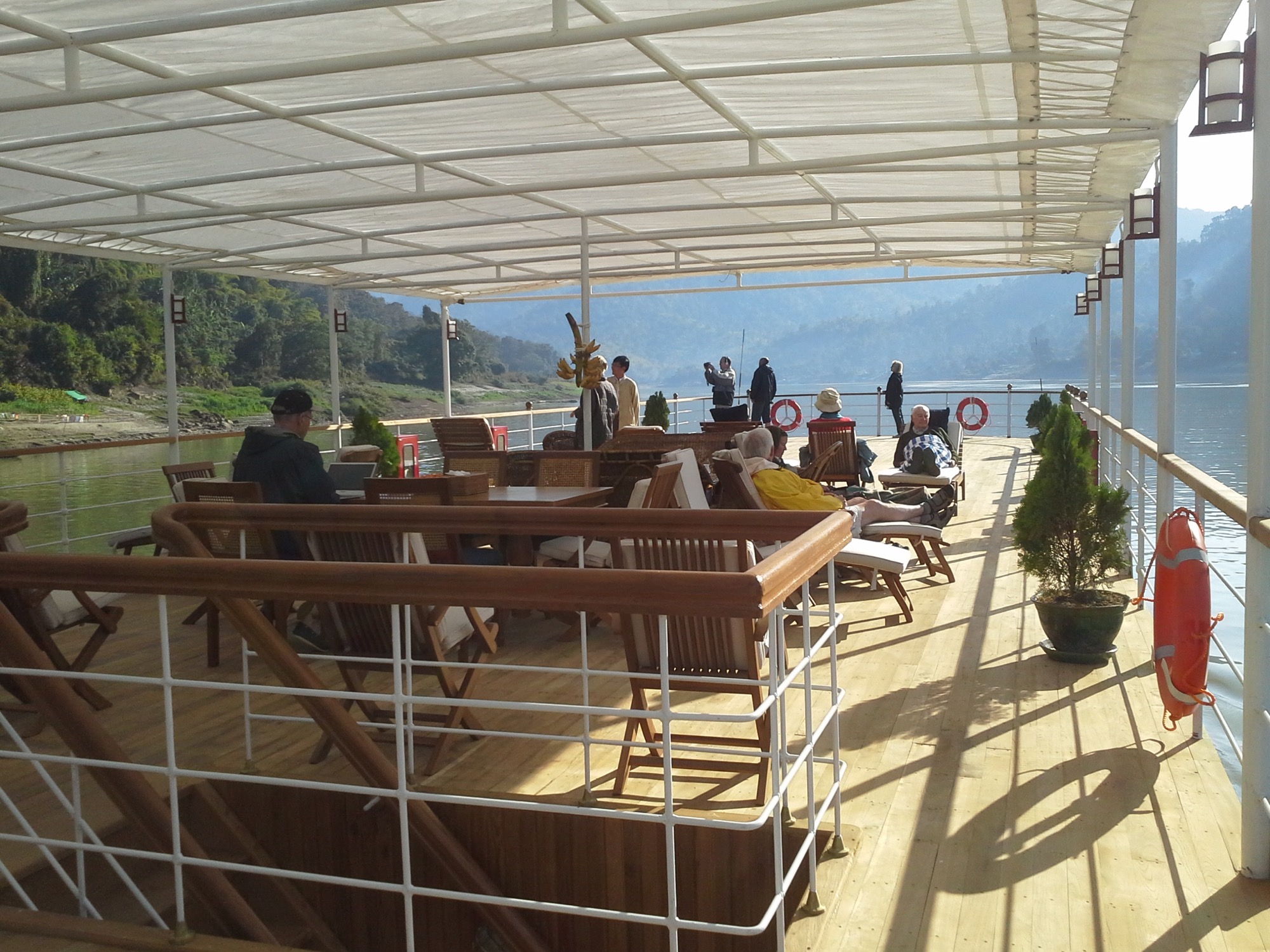Pandaw RV Zawgyi Sun Deck 2.jpg